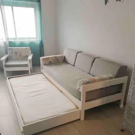 Beautiful And Cozy Flat Close To And Center Apartment *