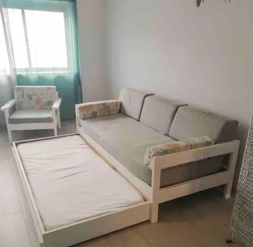 Beautiful And Cozy Flat Close To And Center Апартаменты *