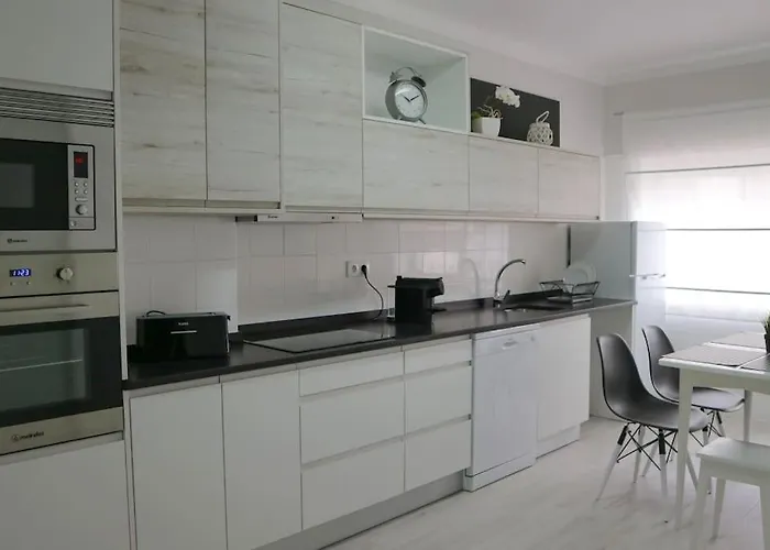 Apartamento Beautiful And Cozy Flat Close To And Center